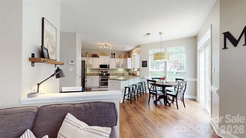 12301 Silveroak Ln, Charlotte, NC 28277