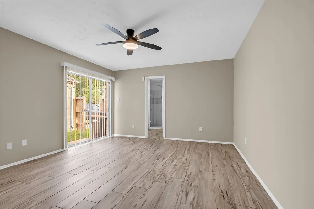 11827 Brook Meadows Ln, Meadows, TX 77477