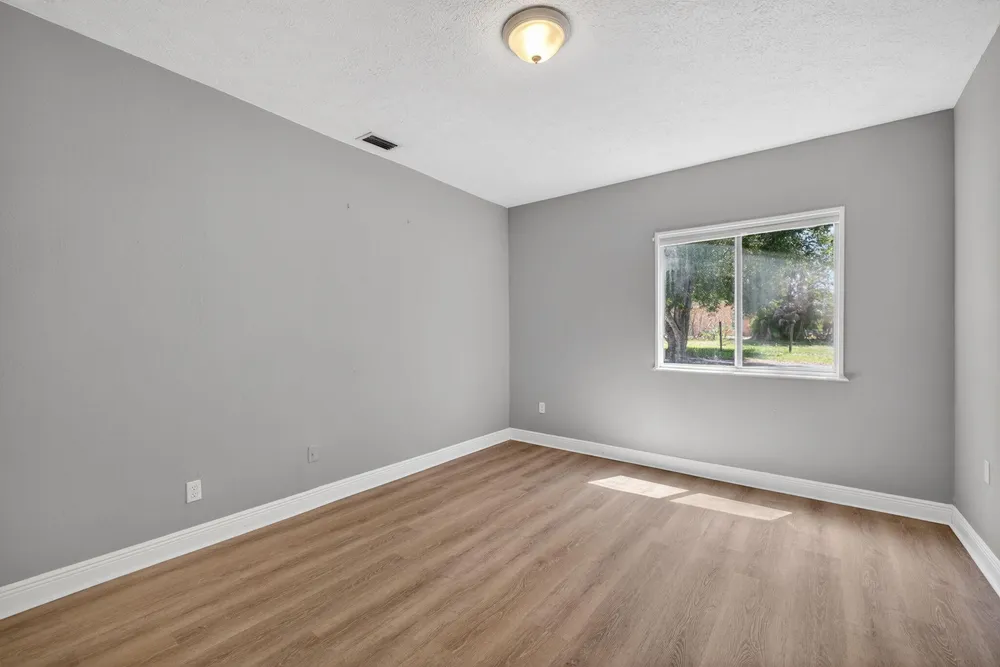 203 Melton Dr, Fort Pierce, FL 34982