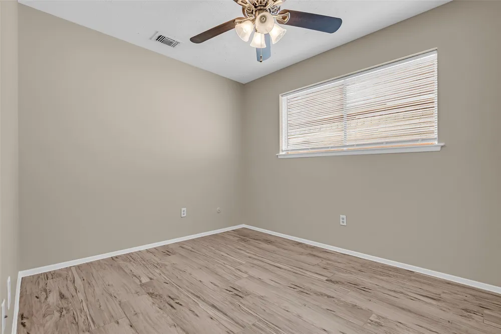 11827 Brook Meadows Ln, Meadows, TX 77477