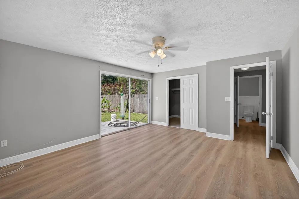 203 Melton Dr, Fort Pierce, FL 34982