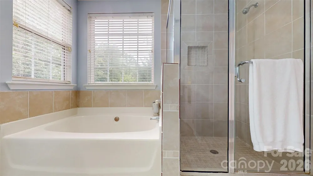 12301 Silveroak Ln, Charlotte, NC 28277