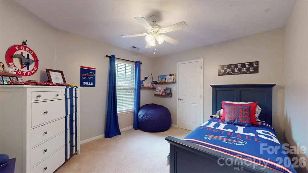 12301 Silveroak Ln, Charlotte, NC 28277