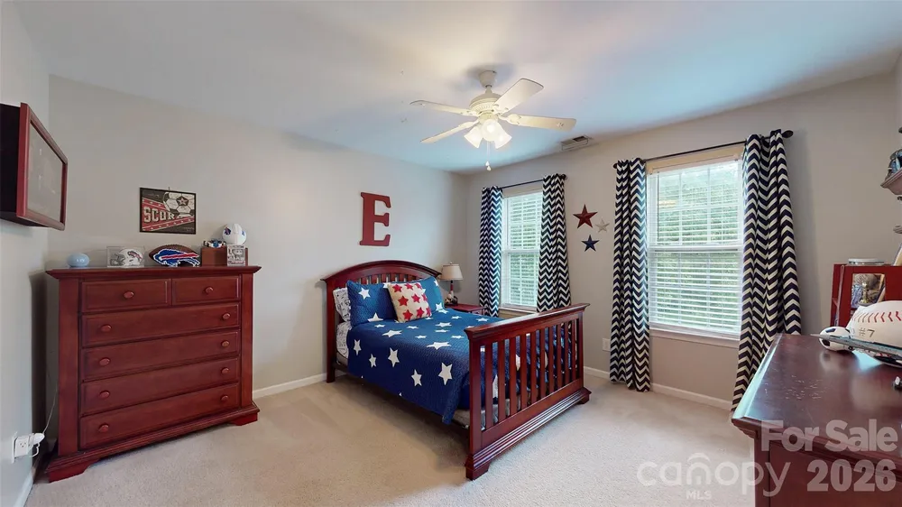 12301 Silveroak Ln, Charlotte, NC 28277