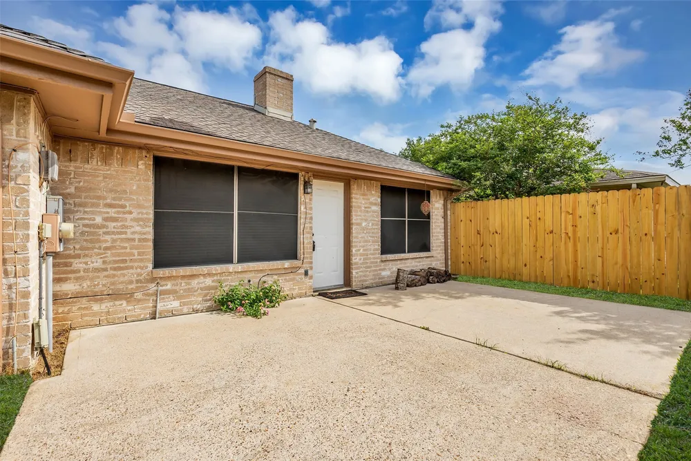 11827 Brook Meadows Ln, Meadows, TX 77477