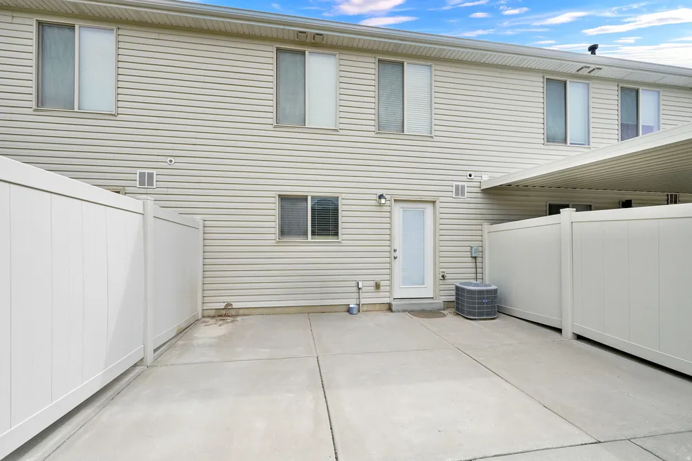 7449 E Sandalwood Dr, South Weber, UT 84405