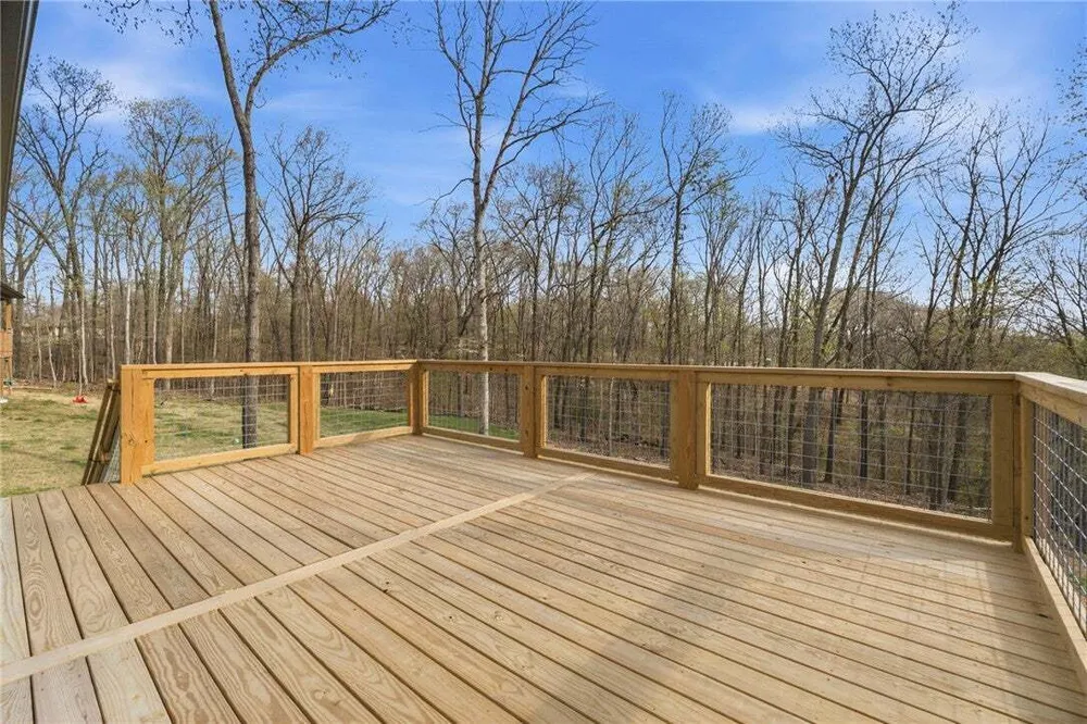 98 Selkirk Dr, Bella Vista, AR 72715