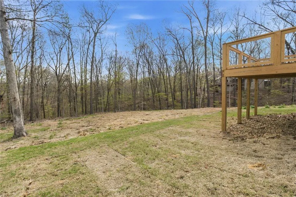 98 Selkirk Dr, Bella Vista, AR 72715