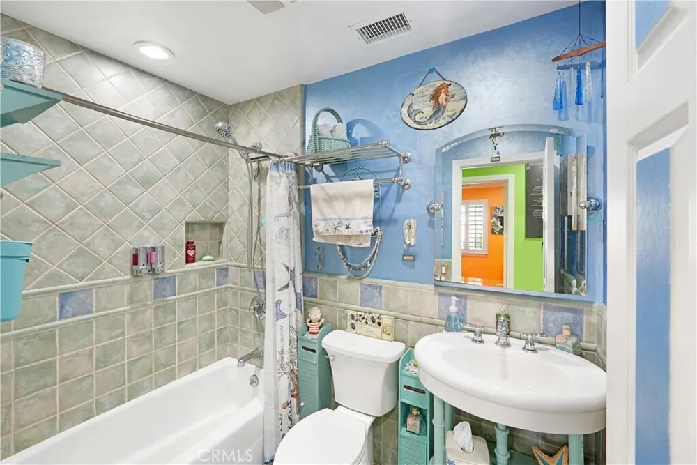 18051 Westlake Circle, Huntington Beach, CA 92648