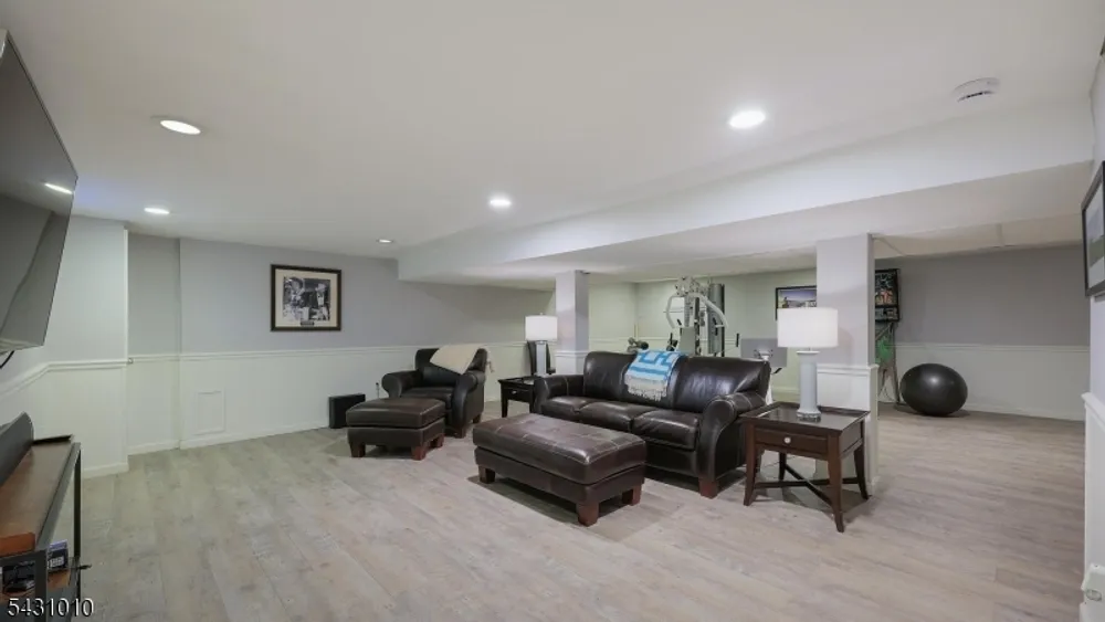 1091 Minisink Way, Westfield, NJ 07090