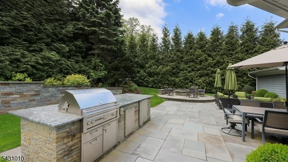 1091 Minisink Way, Westfield, NJ 07090