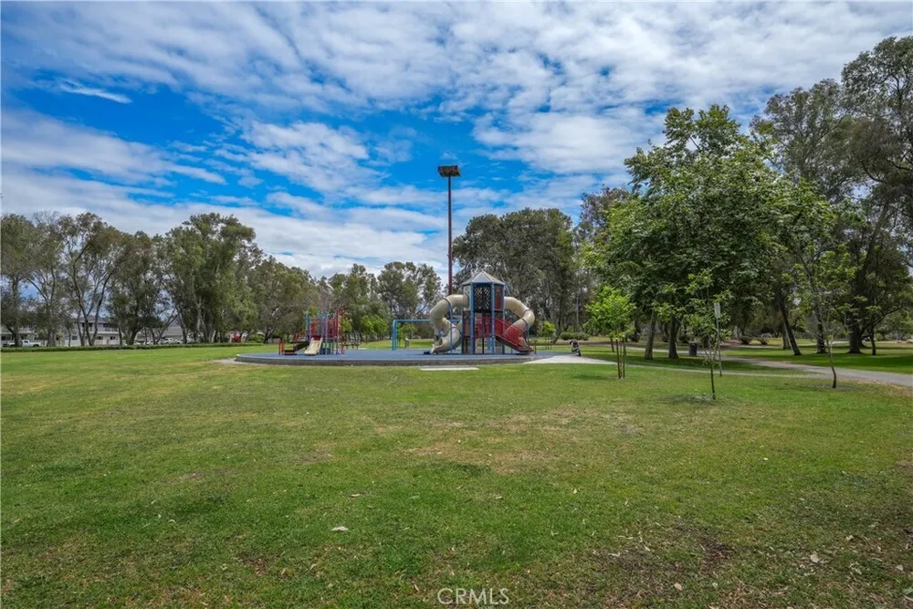 18051 Westlake Circle, Huntington Beach, CA 92648
