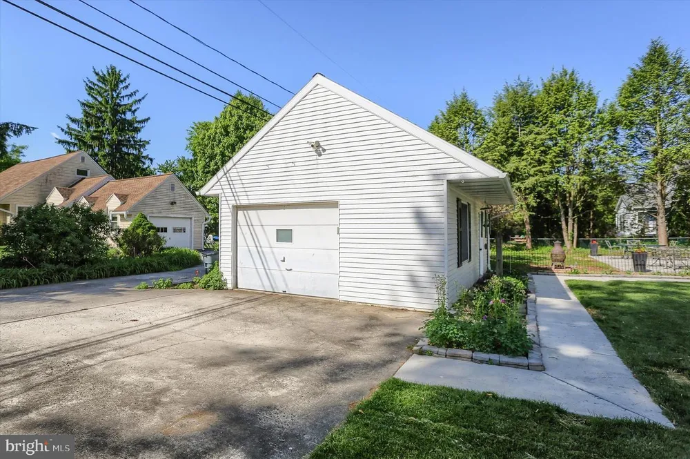 3105 Harvard Ave, Camp Hill, PA 17011