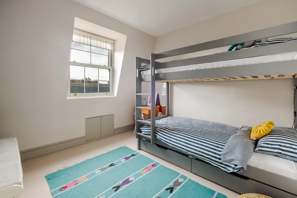Milton Grove, London, N16