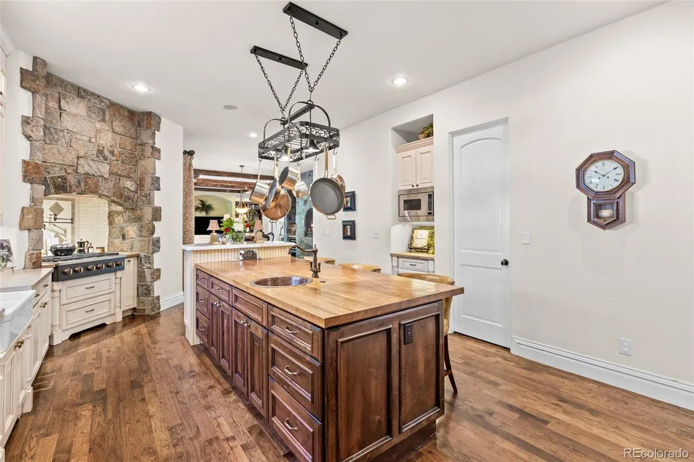 65 Ash St, Denver, CO 80220