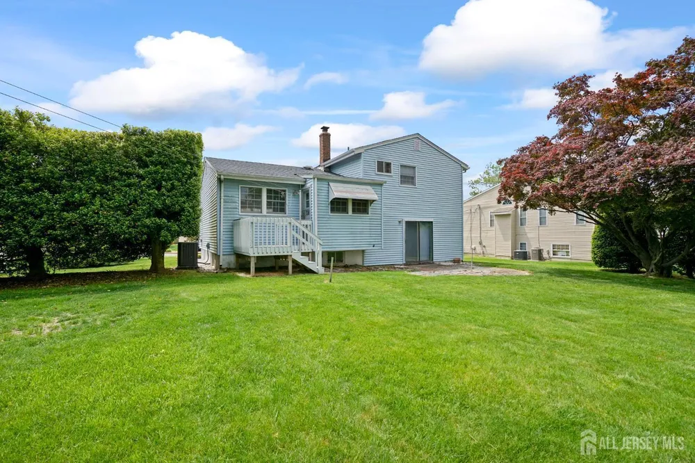 12 Sheinfine Ave, South River, NJ 08882