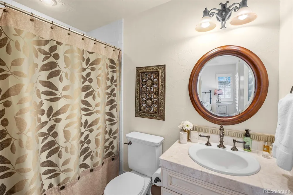 65 Ash St, Denver, CO 80220