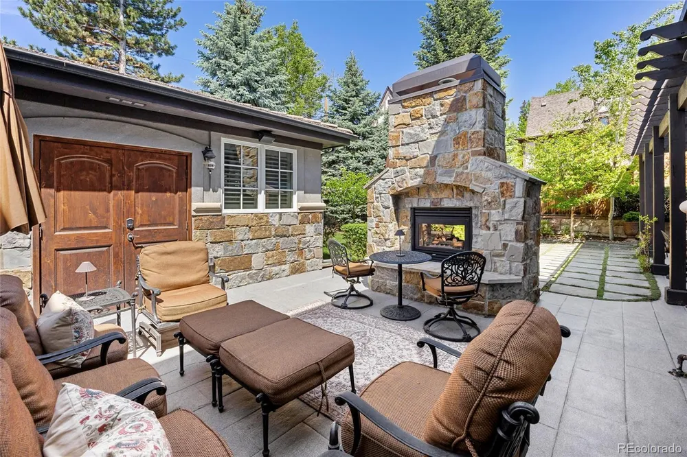 65 Ash St, Denver, CO 80220