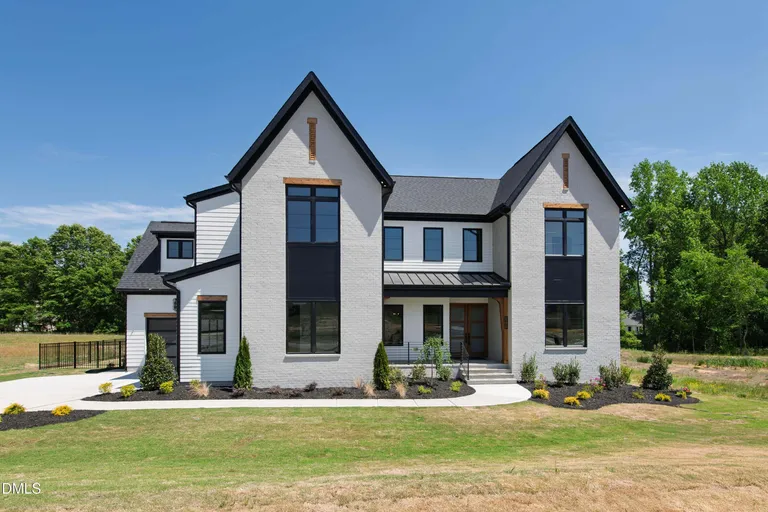 Flume Gate Dr, Raleigh, NC 27603