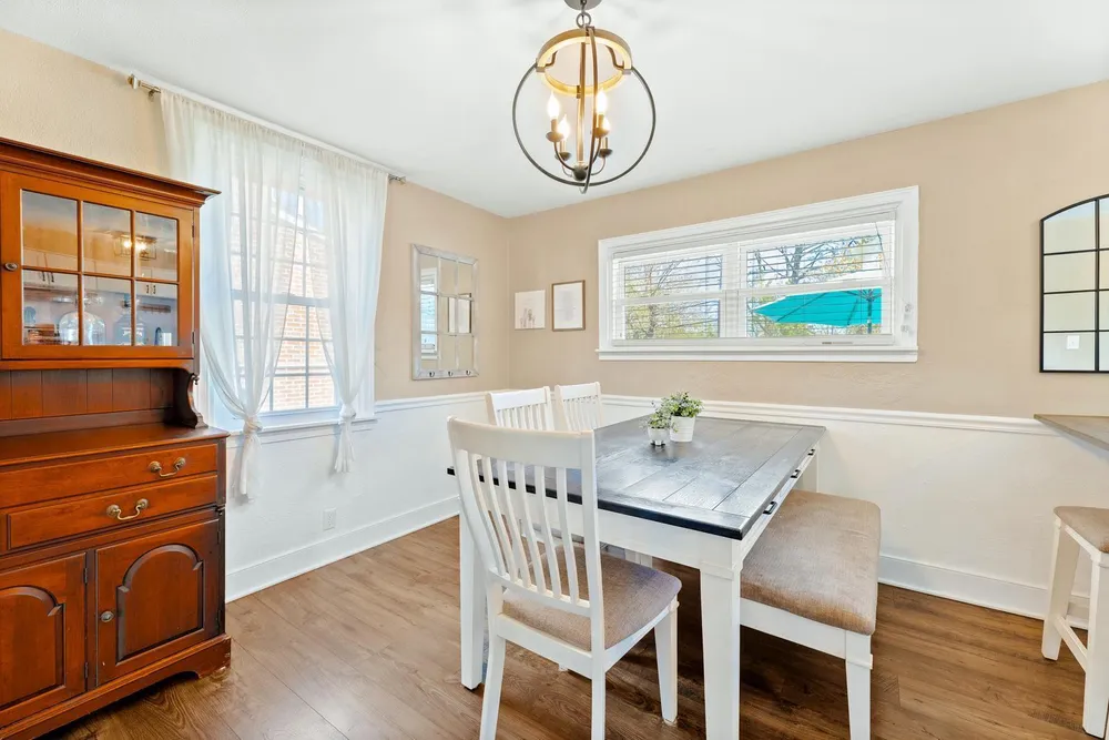 7709 Keiffer St, Philadelphia, PA 19128-3142
