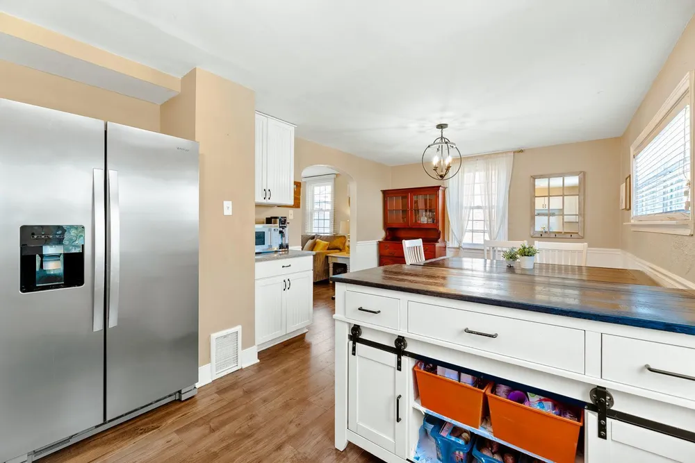 7709 Keiffer St, Philadelphia, PA 19128-3142