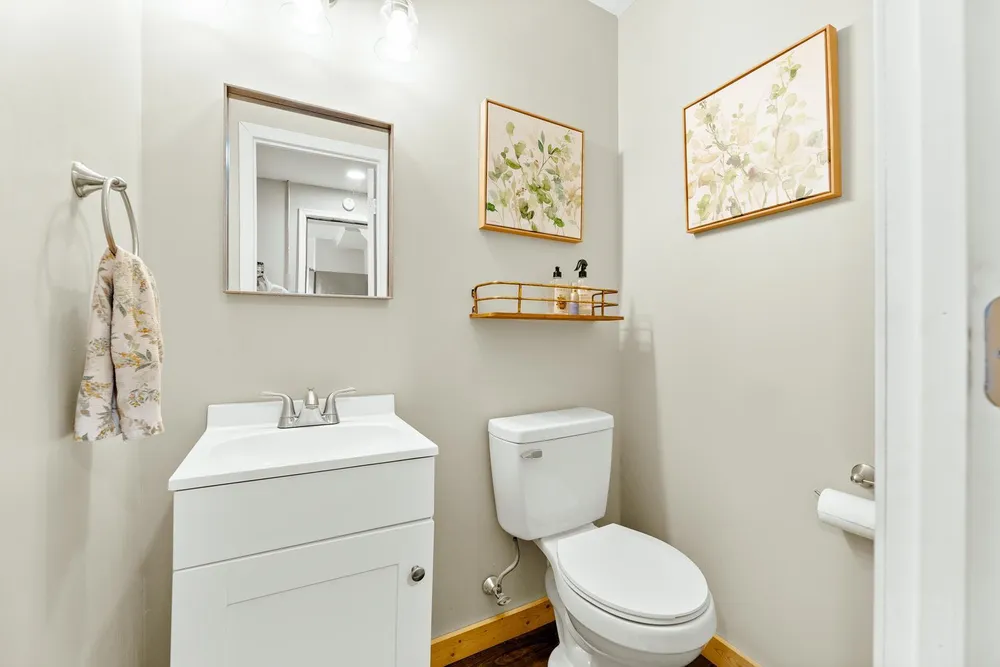 7709 Keiffer St, Philadelphia, PA 19128-3142