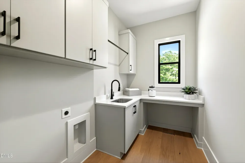 Flume Gate Dr, Raleigh, NC 27603