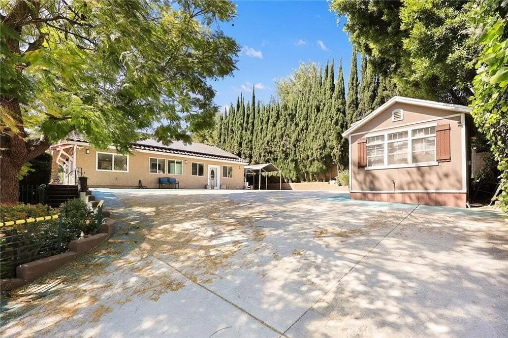 2227 Gardi St, Bradbury, CA 91008