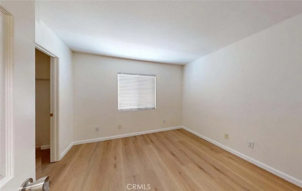19 Sorbonne St, Westminster, CA 92683