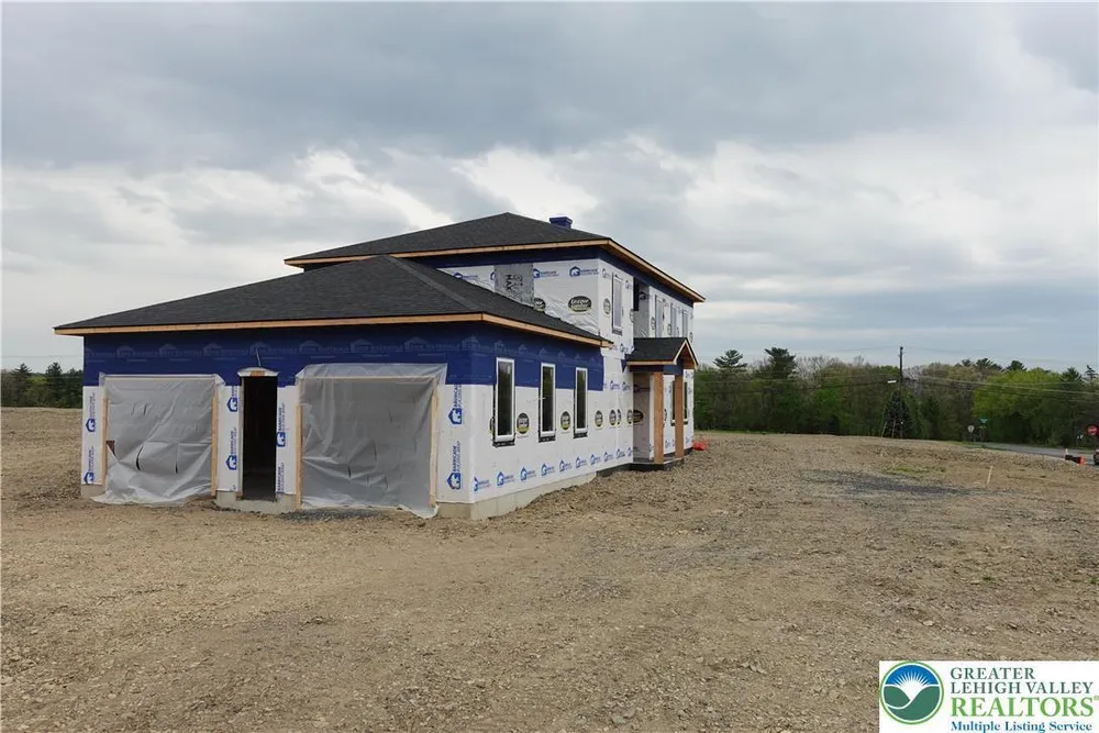 Hamlet Circle, Mechanicsburg, PA 17050
