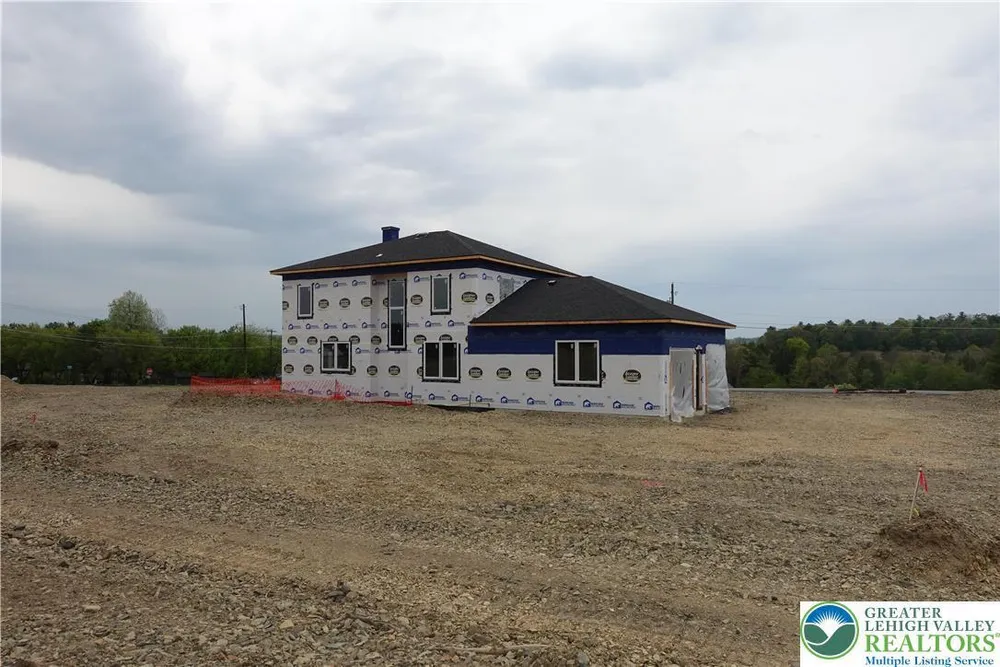 Hamlet Circle, Mechanicsburg, PA 17050