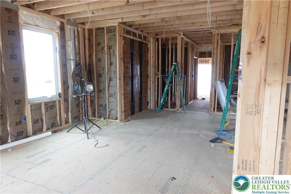 Hamlet Circle, Mechanicsburg, PA 17050