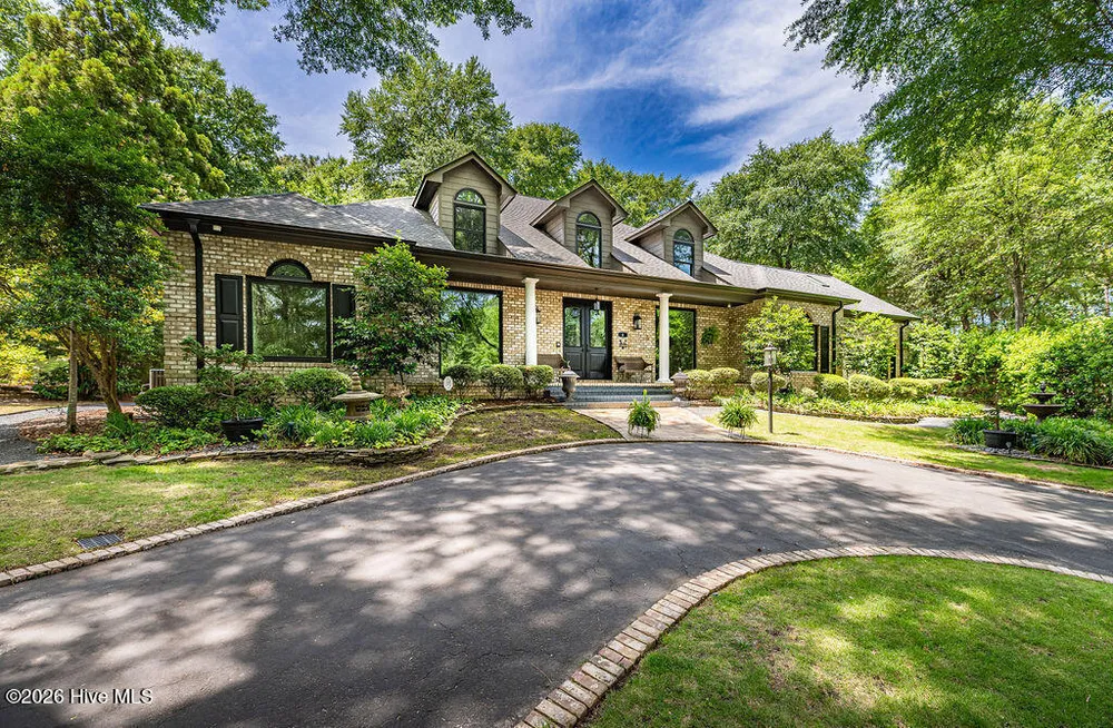 4 Village Ln, Pinehurst, NC 28374