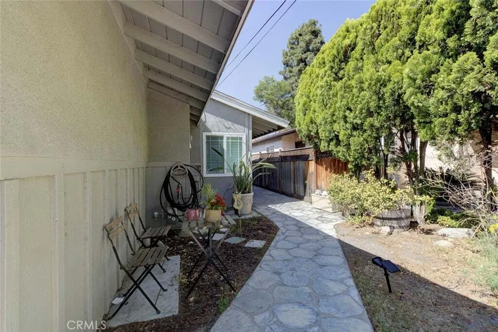 8227 Grenoble St, Sunland, CA 91040