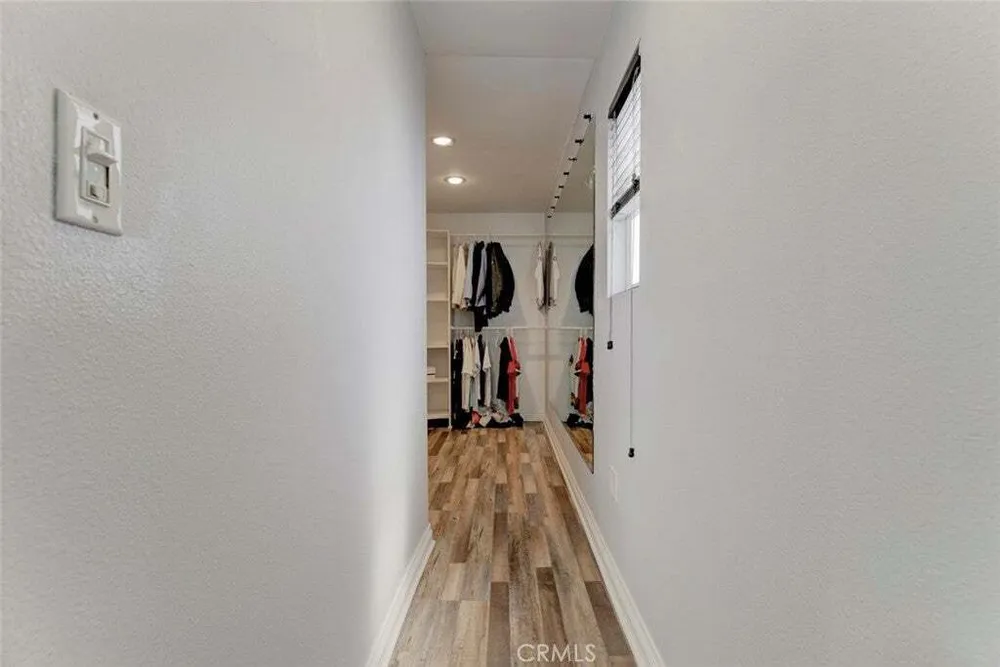 8227 Grenoble St, Sunland, CA 91040