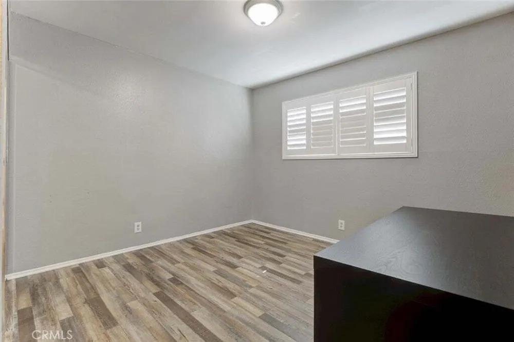 8227 Grenoble St, Sunland, CA 91040