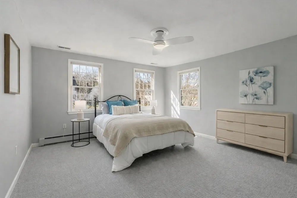 74 Flint Locke Ln, Medfield, MA 02052