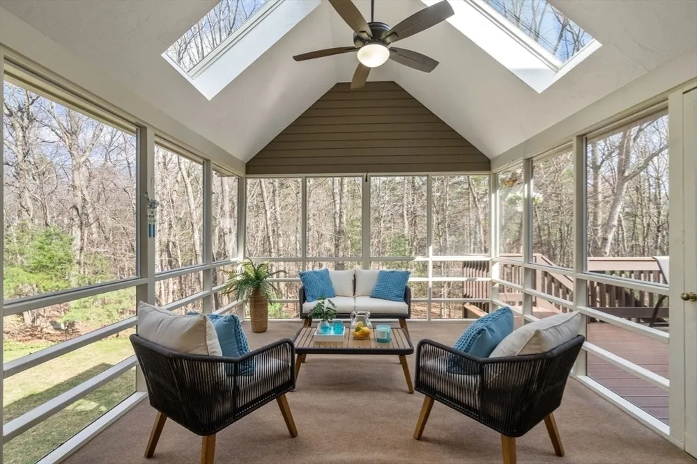 74 Flint Locke Ln, Medfield, MA 02052