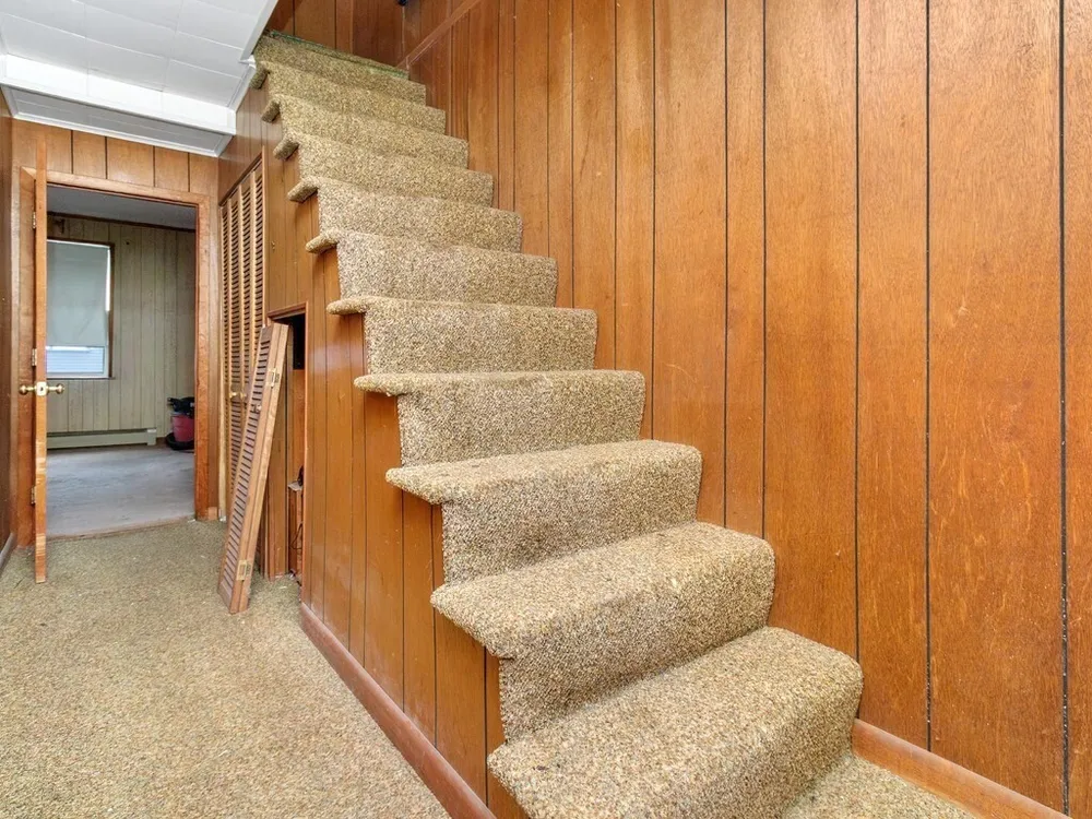 51 Farwell St, Waltham, MA 02453