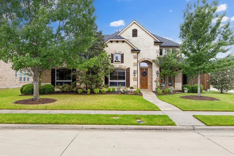 7989 Bishop Dr, Frisco, TX 75036