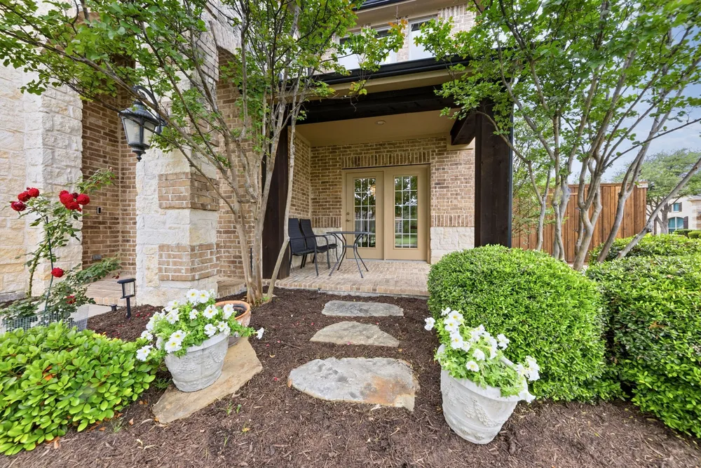 7989 Bishop Dr, Frisco, TX 75036