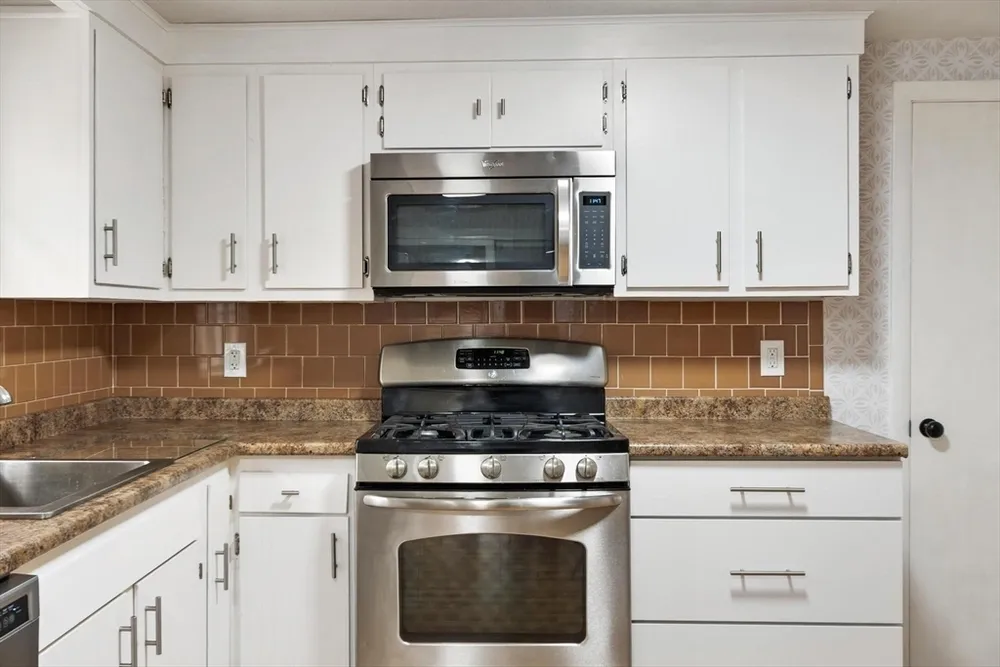 44 Patten Rd, Westford, MA 01886