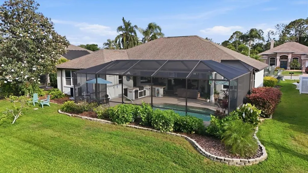 6611 Peach Tree Creek Rd, Bradenton, FL 34203