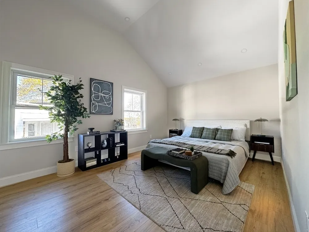 11 Willis Ct, Lynn, MA 01905