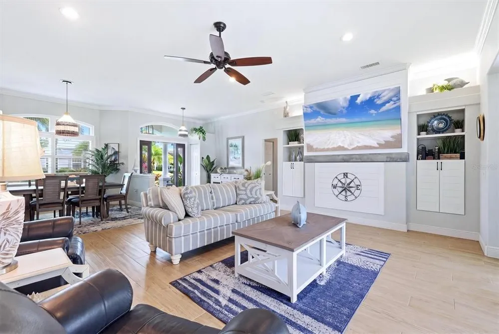 6611 Peach Tree Creek Rd, Bradenton, FL 34203
