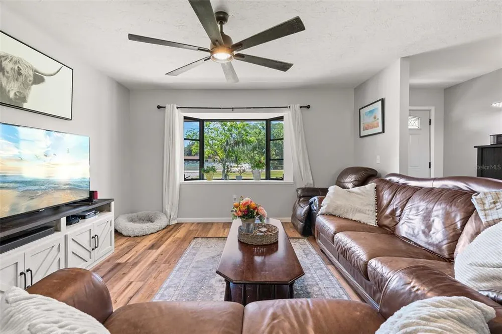 7605 Richardson Rd, Sarasota, FL 34240