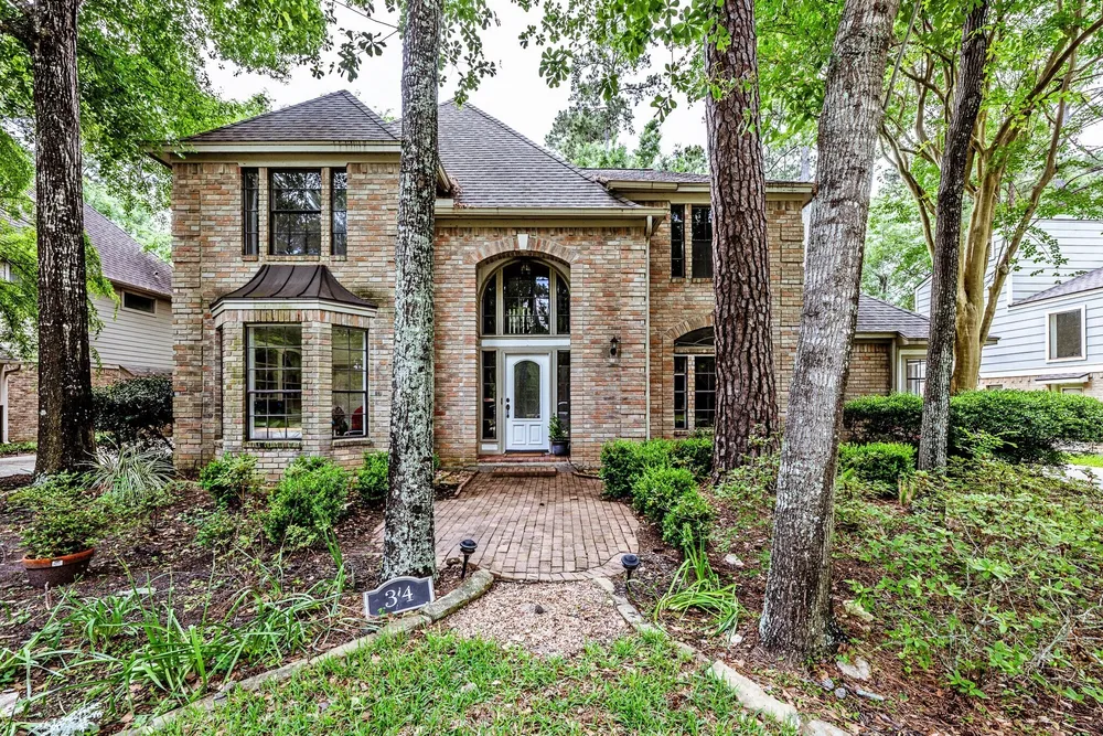 34 W Placid Hill Circle, The Woodlands, TX 77381