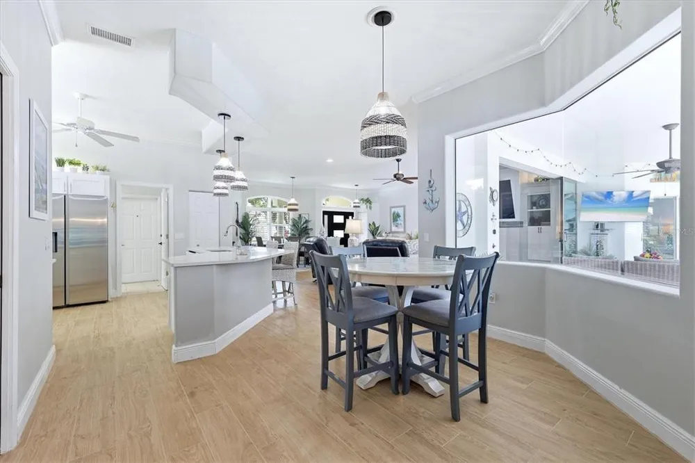6611 Peach Tree Creek Rd, Bradenton, FL 34203