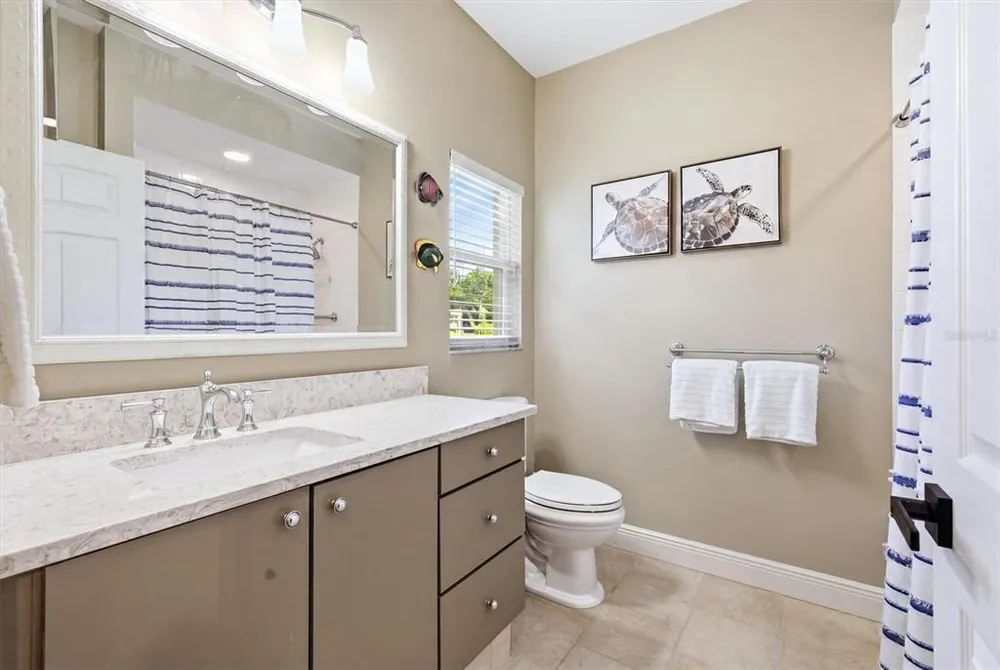 6611 Peach Tree Creek Rd, Bradenton, FL 34203