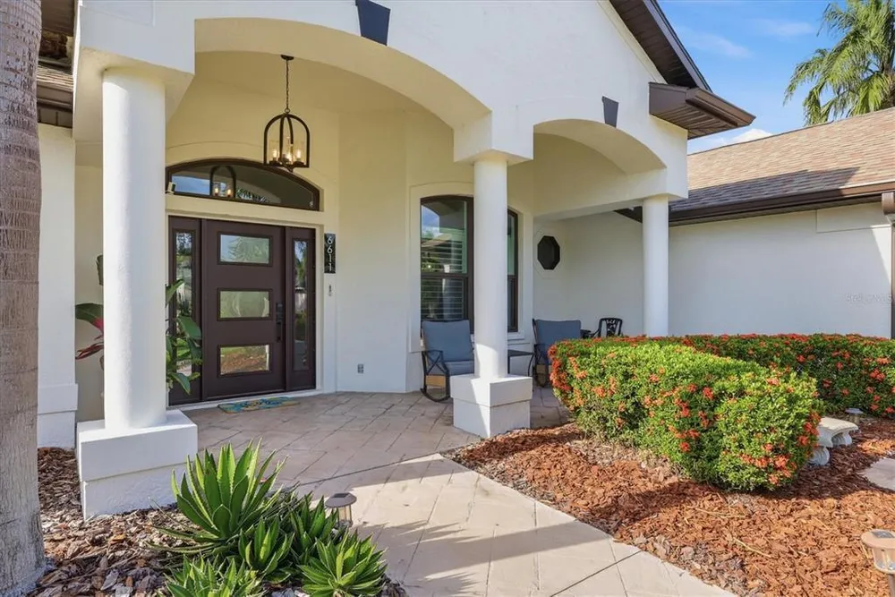 6611 Peach Tree Creek Rd, Bradenton, FL 34203